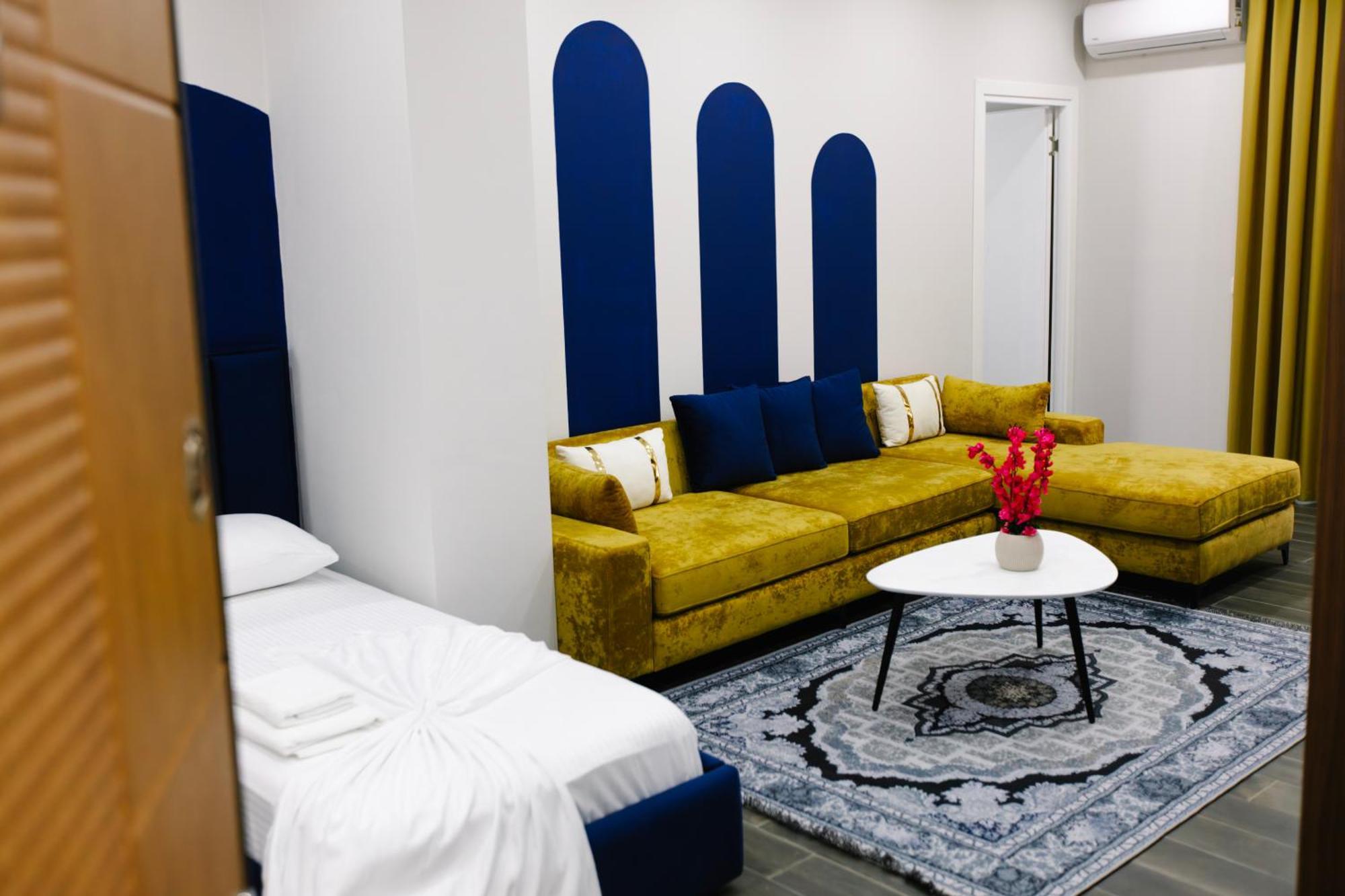 Andor Luxury Hotel & Duplex Kryemedhej ภายนอก รูปภาพ