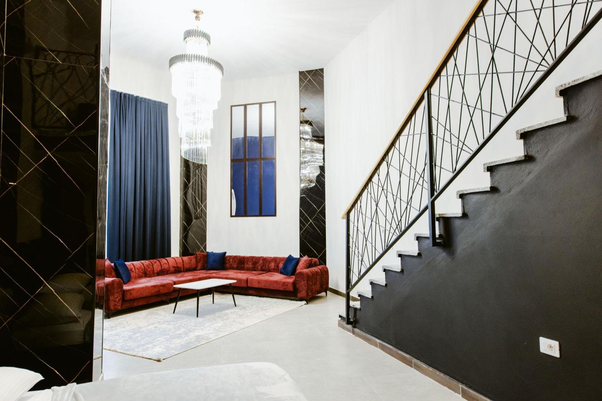 Andor Luxury Hotel & Duplex Kryemedhej ภายนอก รูปภาพ