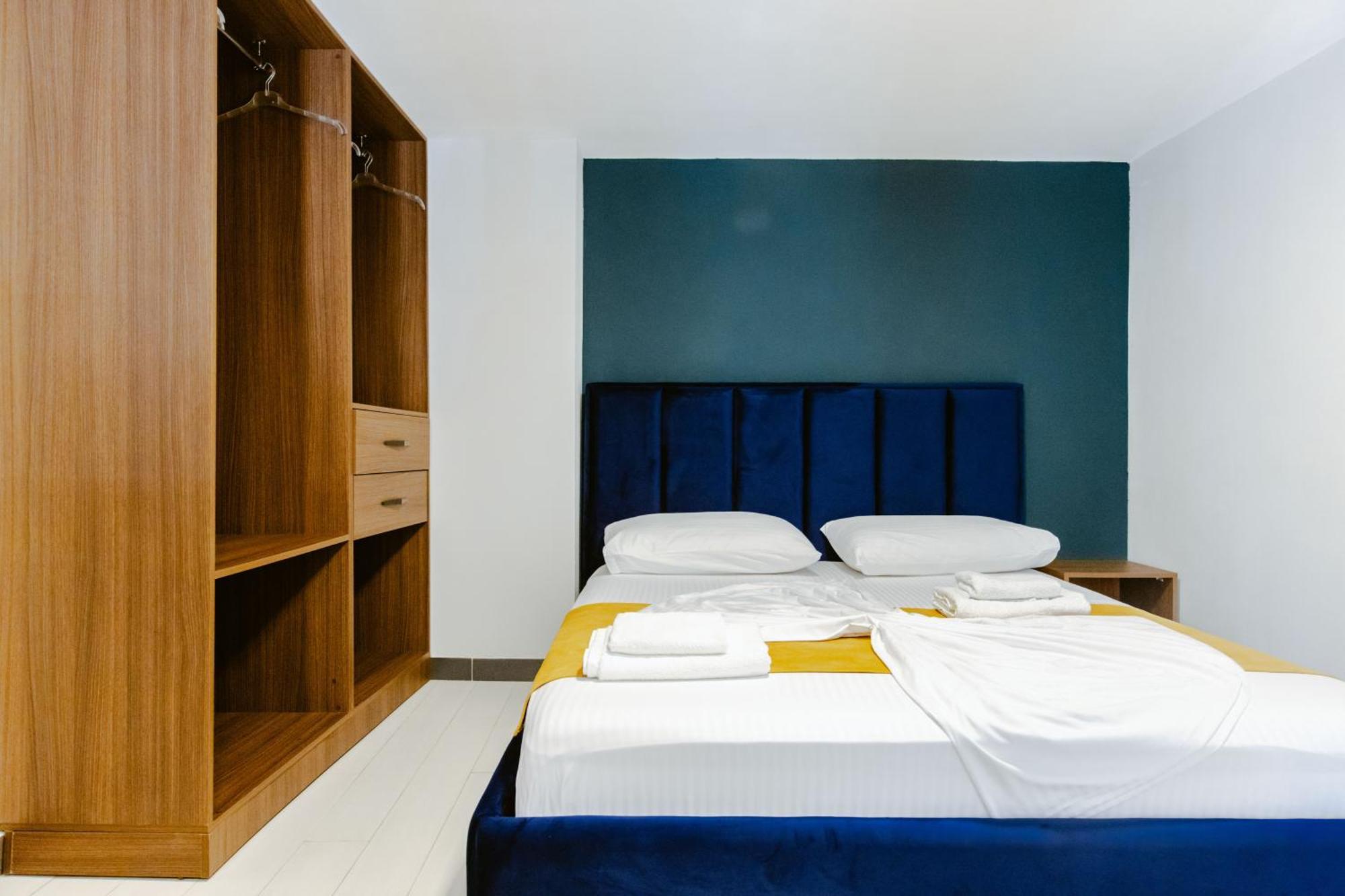 Andor Luxury Hotel & Duplex Kryemedhej ภายนอก รูปภาพ